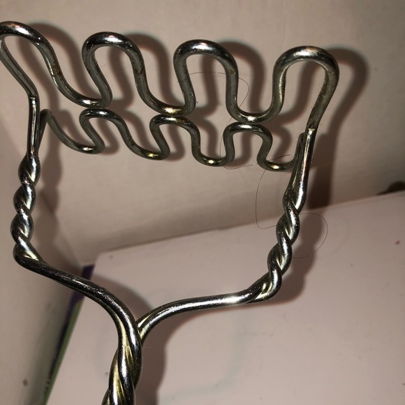 Vintage Wooden Handle Metal Potato Masher- farmhouse decor or a lot of potatoes - Picture 3 of 7